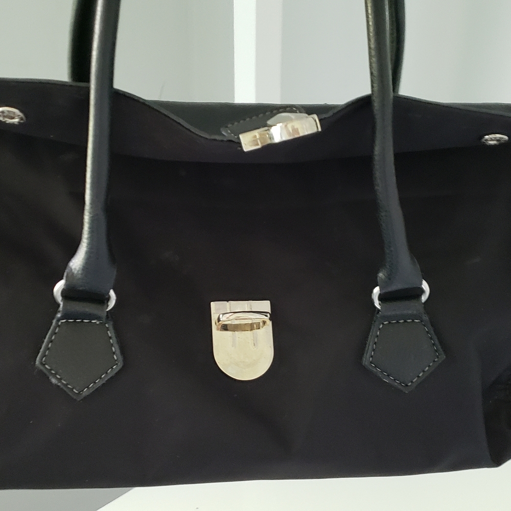 Prada handbag - Picture 3 of 10